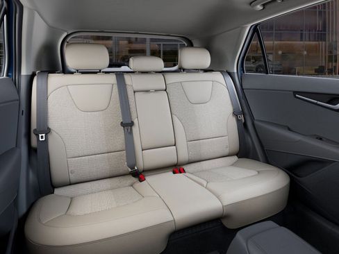 Certified 2025 Kia Niro EX Touring image 16