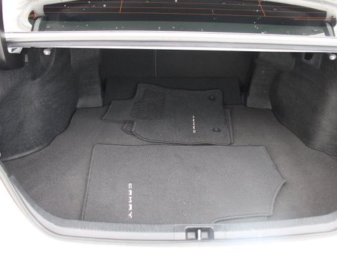 Certified 2019 Toyota Camry LE image 15