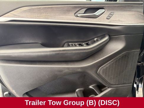 Used 2023 Jeep Grand Cherokee L Limited w/ Trailer Tow Group (B) image 12