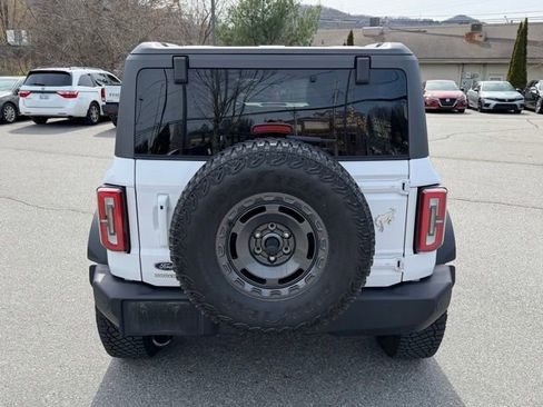 Used 2024 Ford Bronco Outer Banks image 6