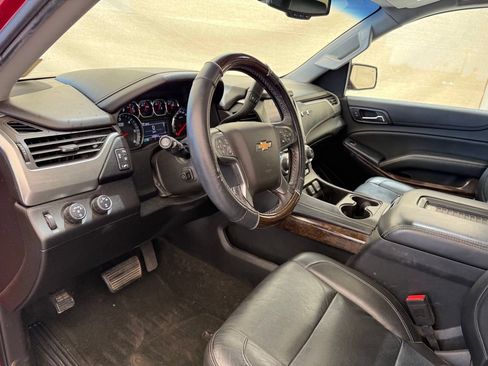 Used 2015 Chevrolet Tahoe LT w/ Luxury Package AWD/4WD image 12