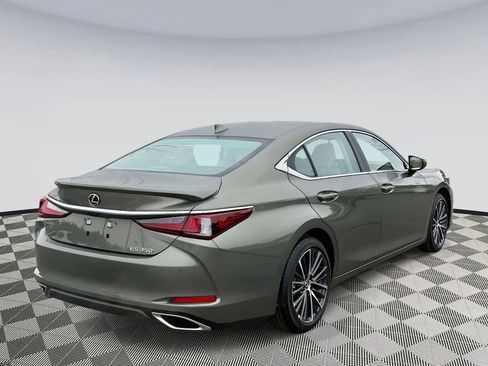 Used 2025 Lexus ES 350 Premium w/ Premium Package image 2