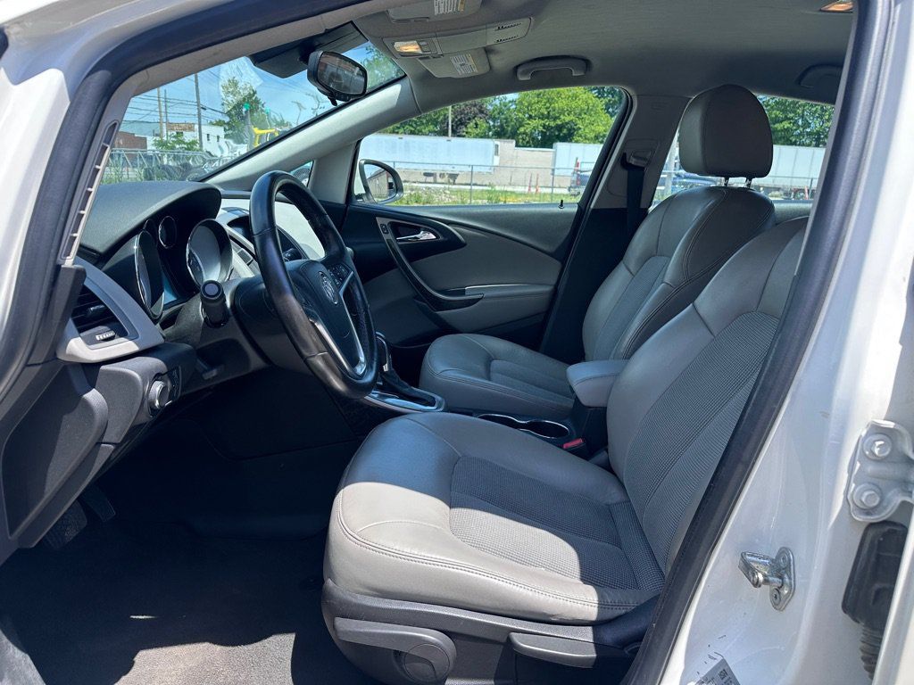 Used 2016 Buick Verano FWD image 10