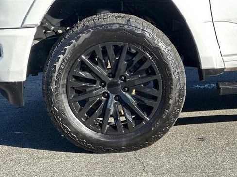 Used 2024 RAM 1500 Limited w/ Night Edition image 26