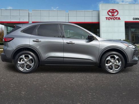 Used 2025 Ford Escape ST-Line AWD/4WD image 3