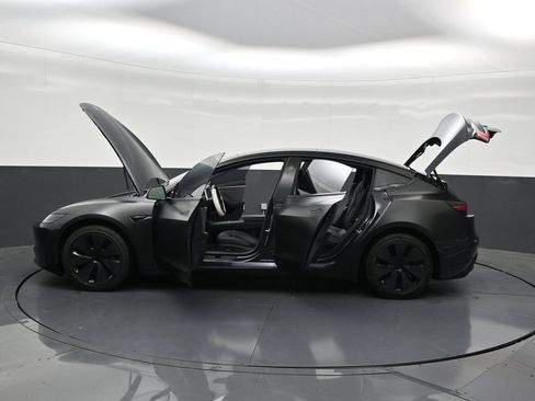 Used 2024 Tesla Model 3 Standard Range RWD image 32