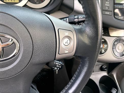 Used 2008 Toyota RAV4 Limited AWD/4WD image 24