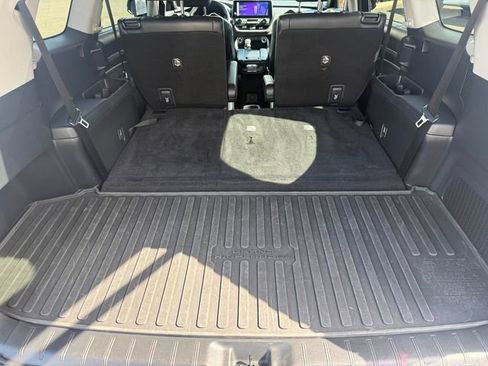 Used 2024 Toyota Grand Highlander XLE image 31