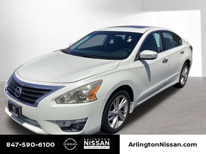 Used 2015 Nissan Altima 2.5 SV w/ Convenience Package