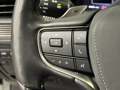 Used 2022 Lexus LS 500h AWD w/ Luxury Package image 28