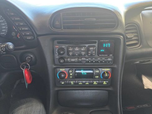 Used 2003 Chevrolet Corvette Z06 w/ Memory Package, 3 Drivers image 21