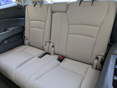 Used 2021 Honda Pilot Elite image 15