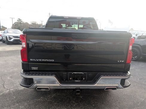 Used 2023 Chevrolet Silverado 1500 LTZ w/ LTZ Convenience Package II image 6