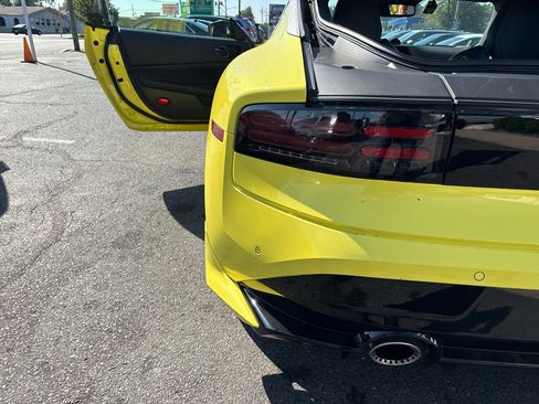 Used 2024 Nissan Z Performance w/ Floor Mat Package image 19