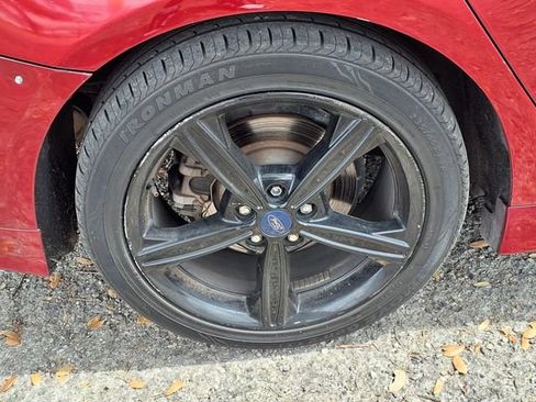 Used 2016 Ford Fusion SE w/ Equipment Group 201A FWD image 8