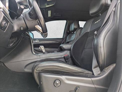 Used 2018 Jeep Grand Cherokee SRT AWD/4WD image 15