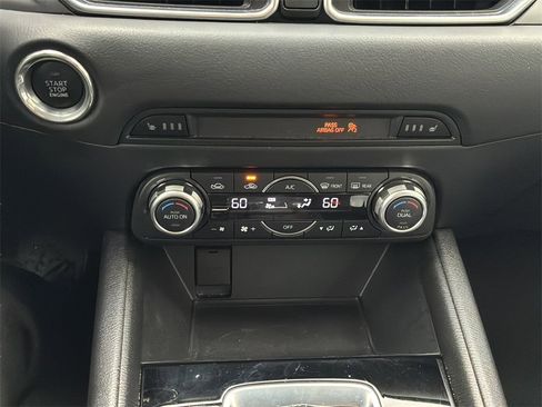 Used 2018 MAZDA CX-5 Touring image 22