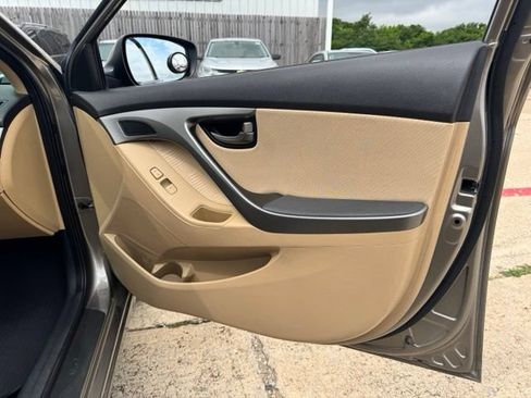 Used 2013 Hyundai Elantra GLS w/ Preferred Pkg FWD image 22