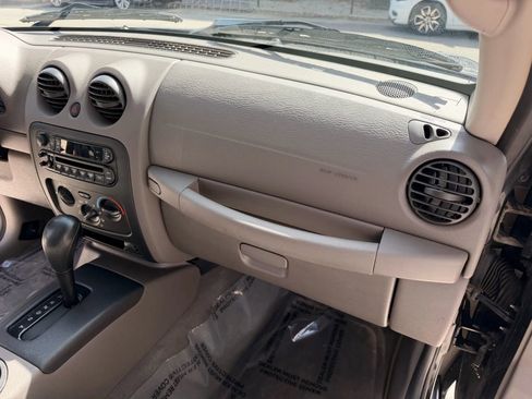 Used 2004 Jeep Liberty Sport w/ PWR Convenience Group image 21