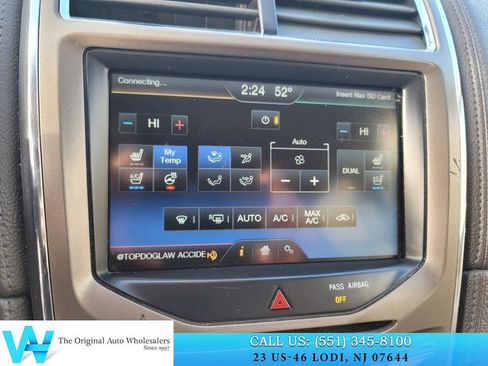 Used 2015 Lincoln MKX AWD w/ Equipment Group 102A image 15