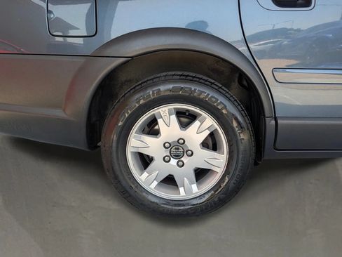Used 2006 Volvo XC70 Ocean Race Edition AWD/4WD image 10