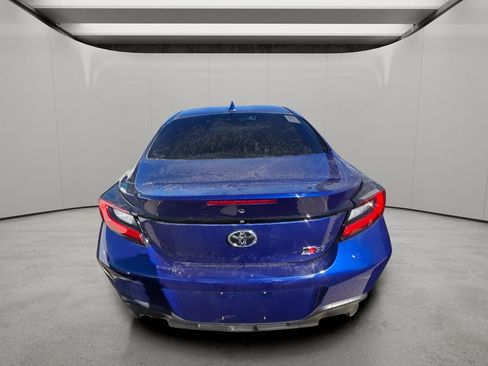 Used 2024 Toyota GR86 image 11