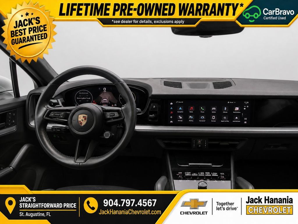Used 2024 Porsche Cayenne AWD/4WD image 24