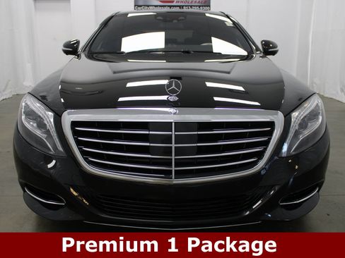 Used 2015 Mercedes-Benz S 550 4MATIC Sedan image 2