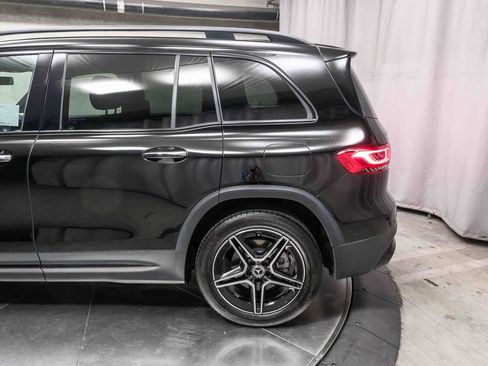 Certified 2023 Mercedes-Benz GLB 250 image 8