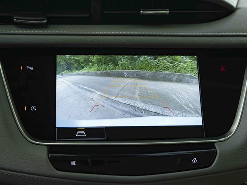 Used 2022 Cadillac XT5 Premium Luxury FWD image 26