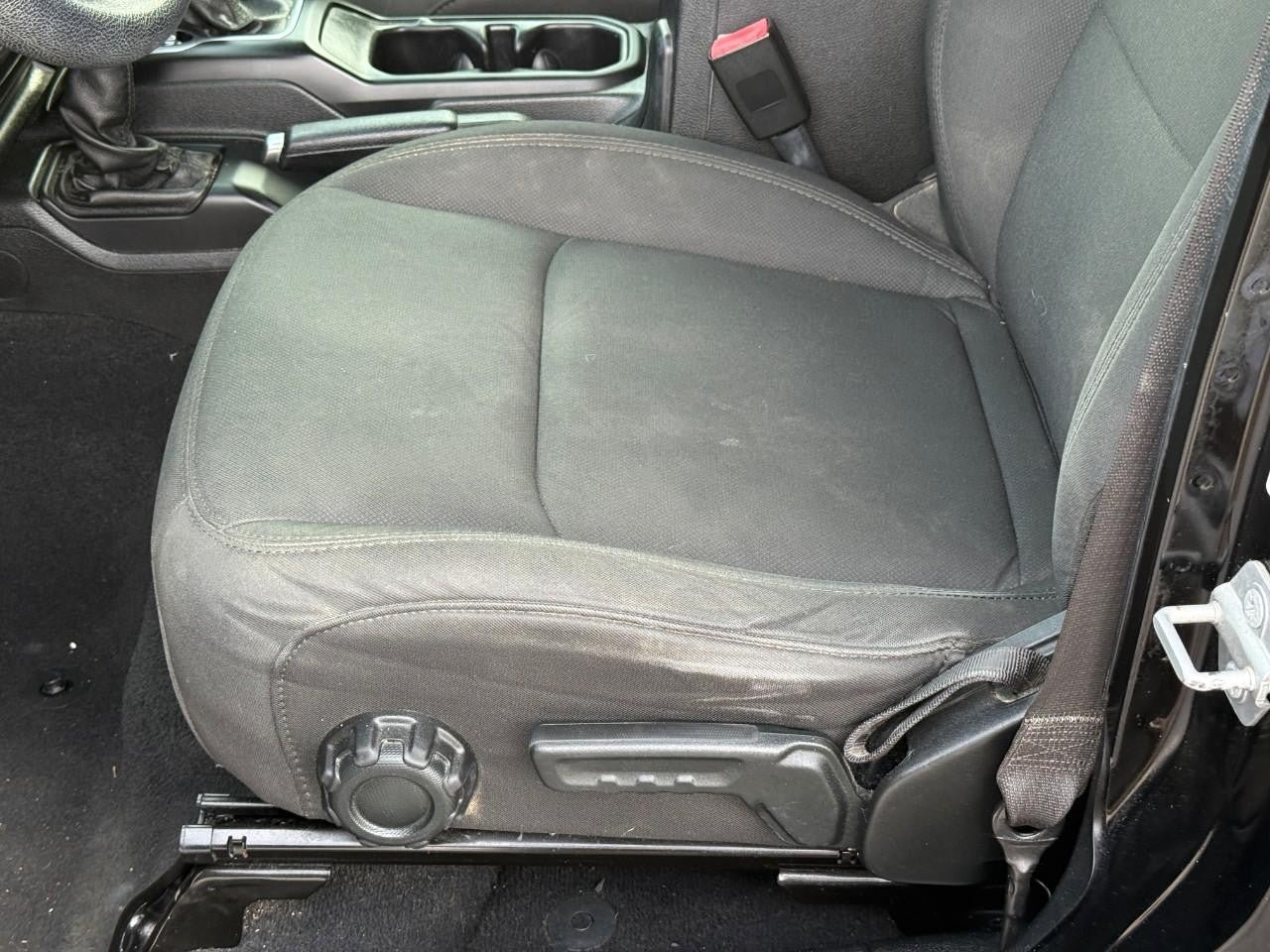 Used 2018 Jeep Wrangler Unlimited Sport AWD/4WD image 10