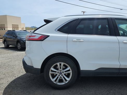 Used 2020 Ford Edge SEL image 5