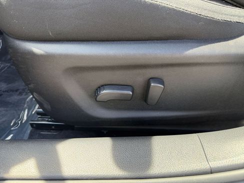 Used 2025 Nissan Altima 2.5 SV FWD image 22