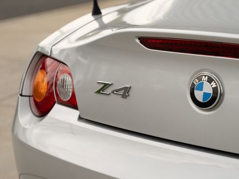 Used 2003 BMW Z4 2.5i RWD image 29