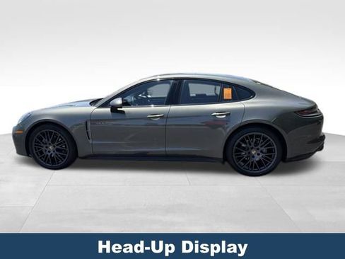 Used 2023 Porsche Panamera RWD image 7