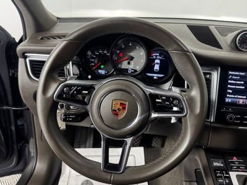 Used 2018 Porsche Macan S AWD/4WD image 12