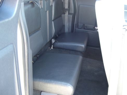 Used 2011 Dodge Dakota Big Horn w/ Utility Group image 17