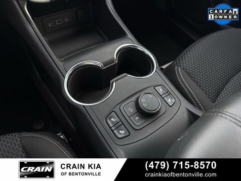 Used 2024 GMC Terrain SLE w/ Driver Convenience Package image 20