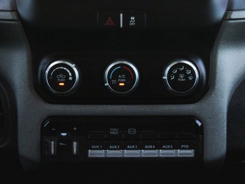 Used 2019 RAM 4500 Tradesman w/ Max Tow Package image 31