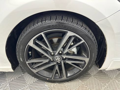 Used 2025 Toyota Camry XSE FWD image 13