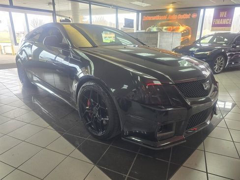 Used 2015 Cadillac CTS V image 3