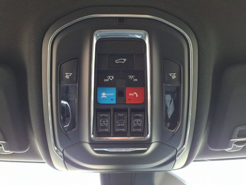 New 2026 Jeep Grand Cherokee Limited Reserve image 7