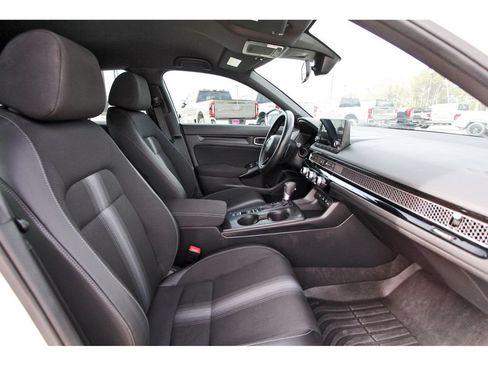 Used 2026 Honda Civic Sport image 27