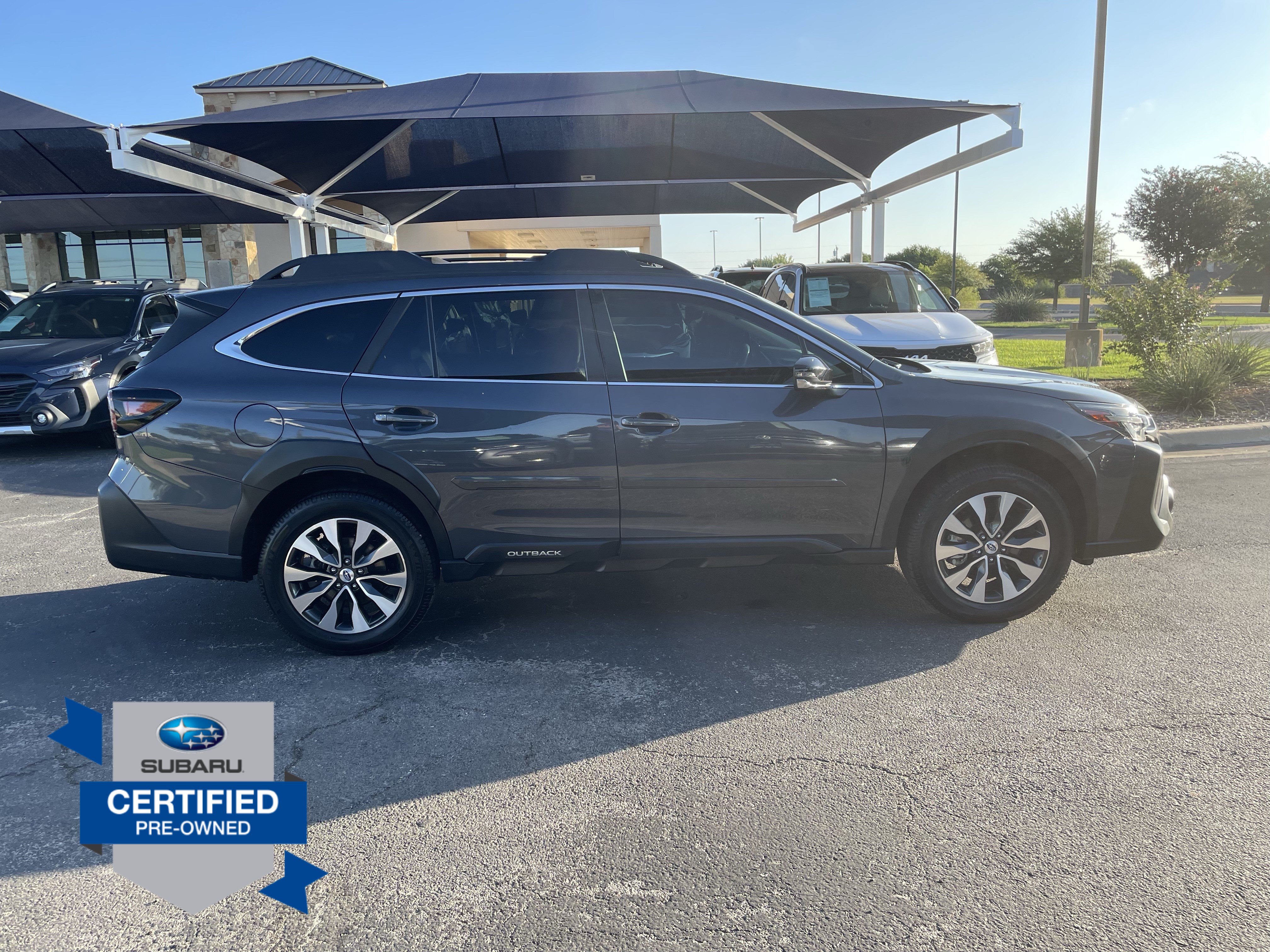 Used 2023 Subaru Outback Limited AWD/4WD image 8