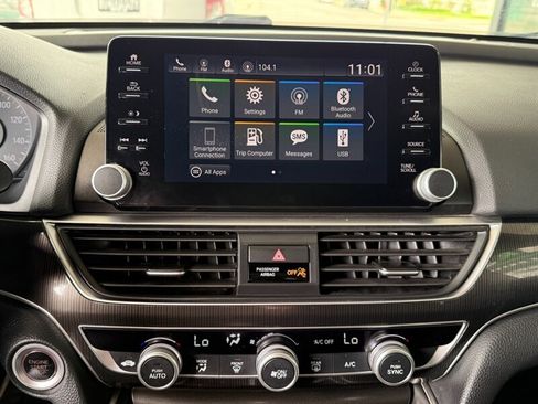 Used 2018 Honda Accord Sport image 29