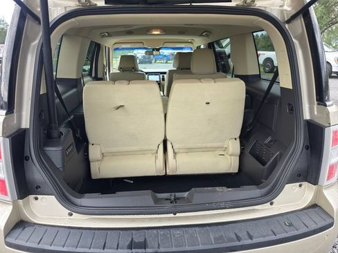 Used 2017 Ford Flex Limited w/ Equipment Group 301A FWD image 12