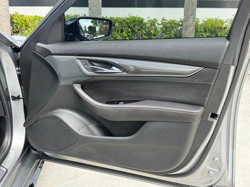 Used 2025 Cadillac CT5 V w/ Technology Package RWD image 24