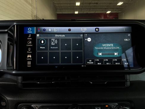 Used 2025 Jeep Wrangler Unlimited Sport AWD/4WD image 27