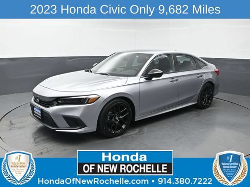 Used 2023 Honda Civic Sport image 1