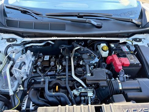 Used 2025 Nissan Kicks S image 30